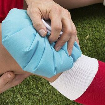 Cold can help relieve knee pain after an injury